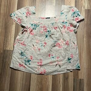 Floral torrid blouse